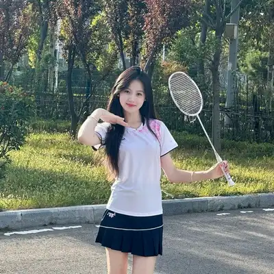 史鹏德
